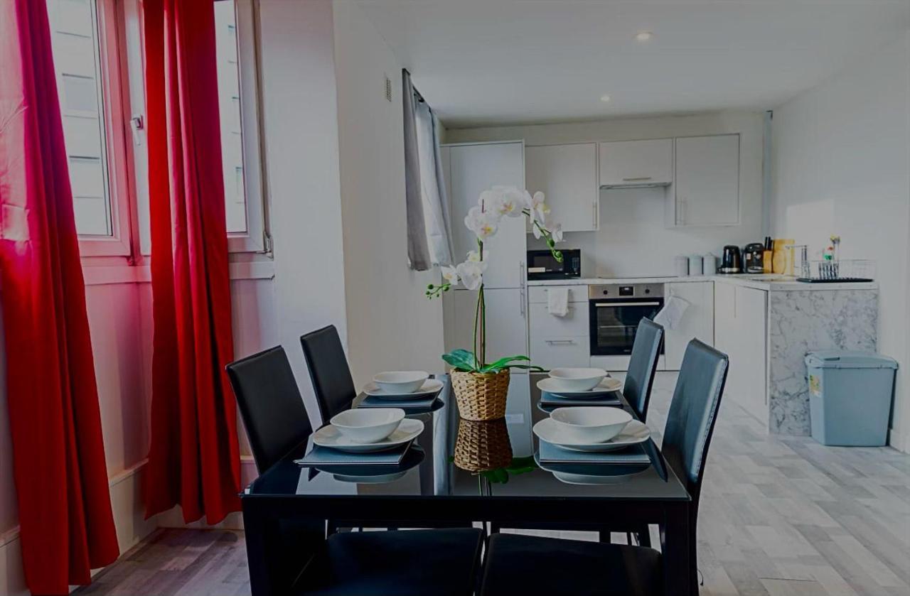 2 Bed With Free Parking Daire Londra Dış mekan fotoğraf